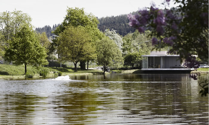 Award-winning architecture: pond house in Siegen